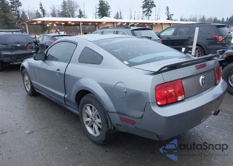 2006 Ford Mustang V6 z USA, uszkodzony, nr VIN 1ZVFT80N465153548